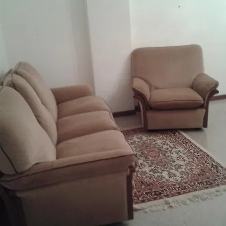 Sisina Apartment